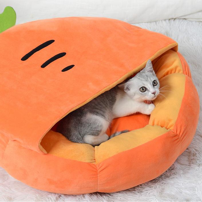 Carrot-Shape Covered Cat Puppy Bed