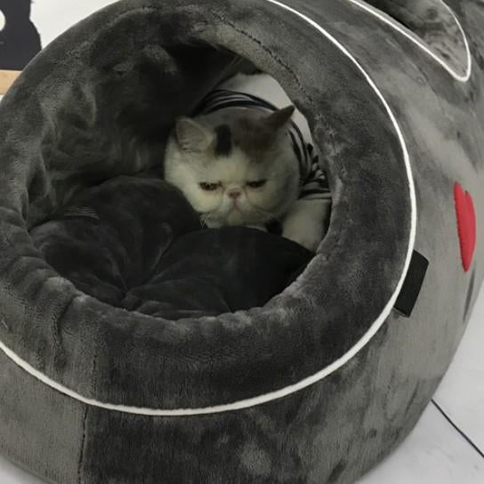 Warming Cat House Bed