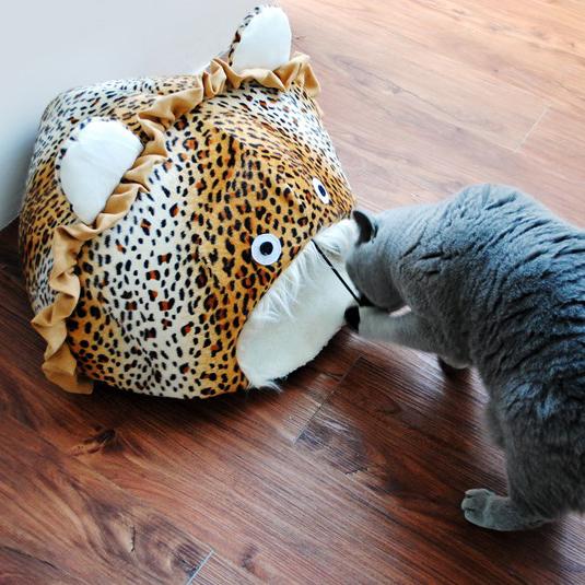 Cute Tiger Shape Cat And Dog Bed