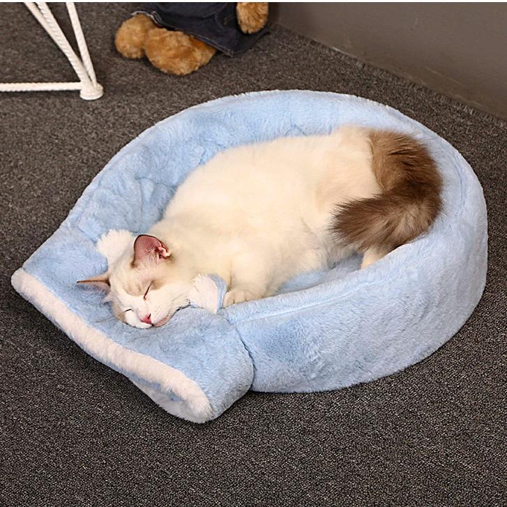 Cat Bed Winter Warm House