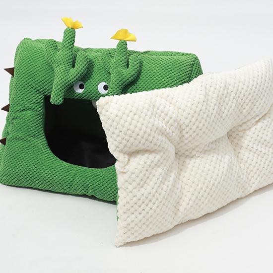 Cactus Cat Covered Bed
